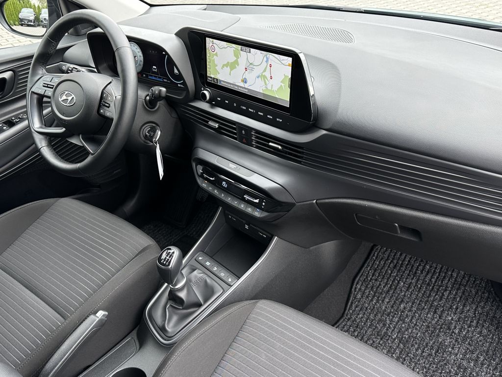 Hyundai i20 2022 г. Зелёный, пробег 54829 км