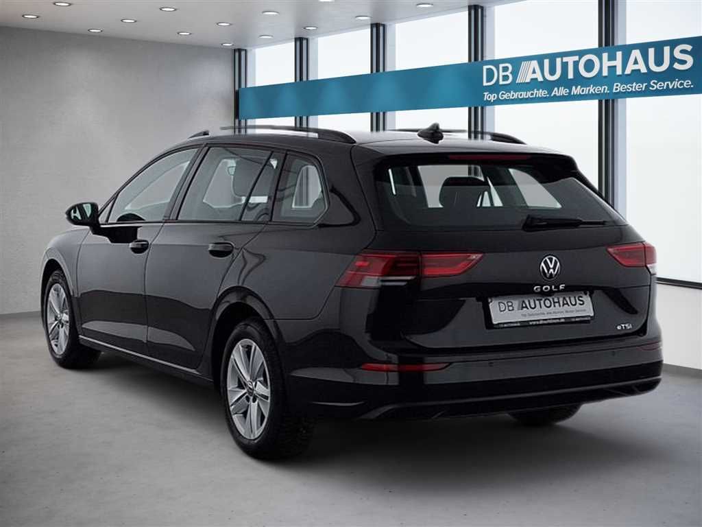 Volkswagen Golf 2024 г. Чёрный, пробег 38659 км