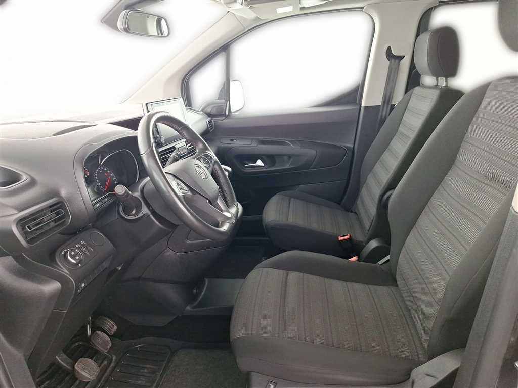 Opel COMBO LIFE 2022 г. Серый, пробег 45812 км