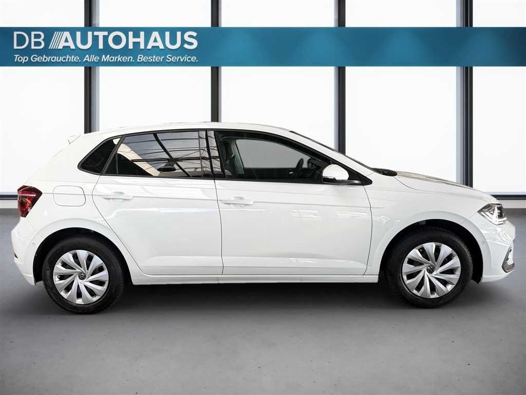 Volkswagen Polo 2024 г. Белый, пробег 19679 км