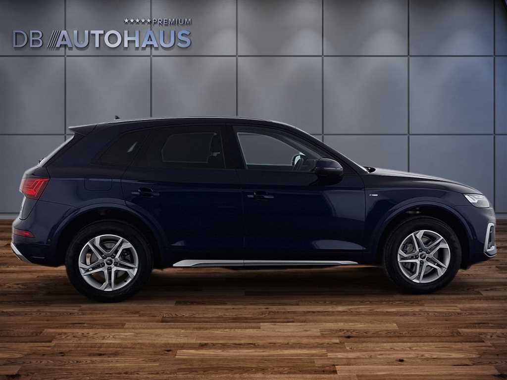 Audi Q5 2024 г. Синий, пробег 50067 км