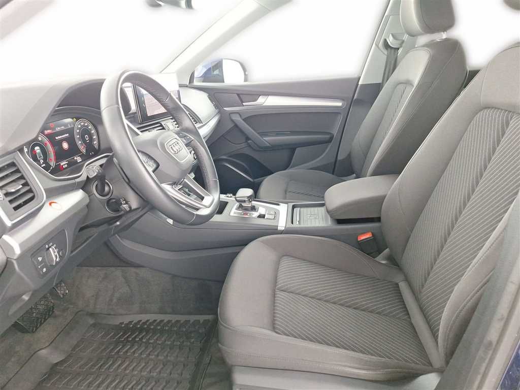 Audi Q5 2024 г. Синий, пробег 50067 км