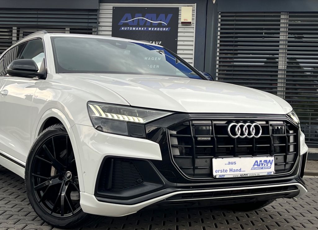 Audi Q8 2022 г. Белый, пробег 43900 км
