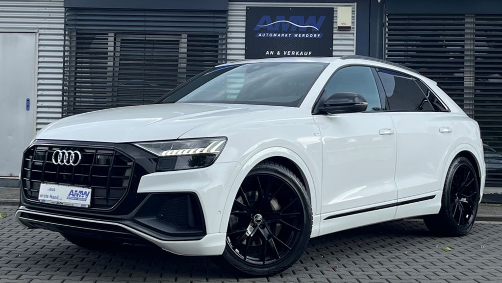 Audi Q8 2022 г. Белый, пробег 43900 км