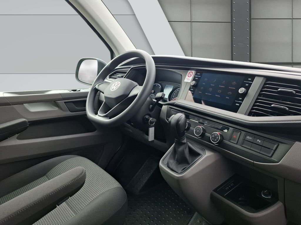 Volkswagen T6 KOMBI 2024 г. Серебристый, пробег 60000 км
