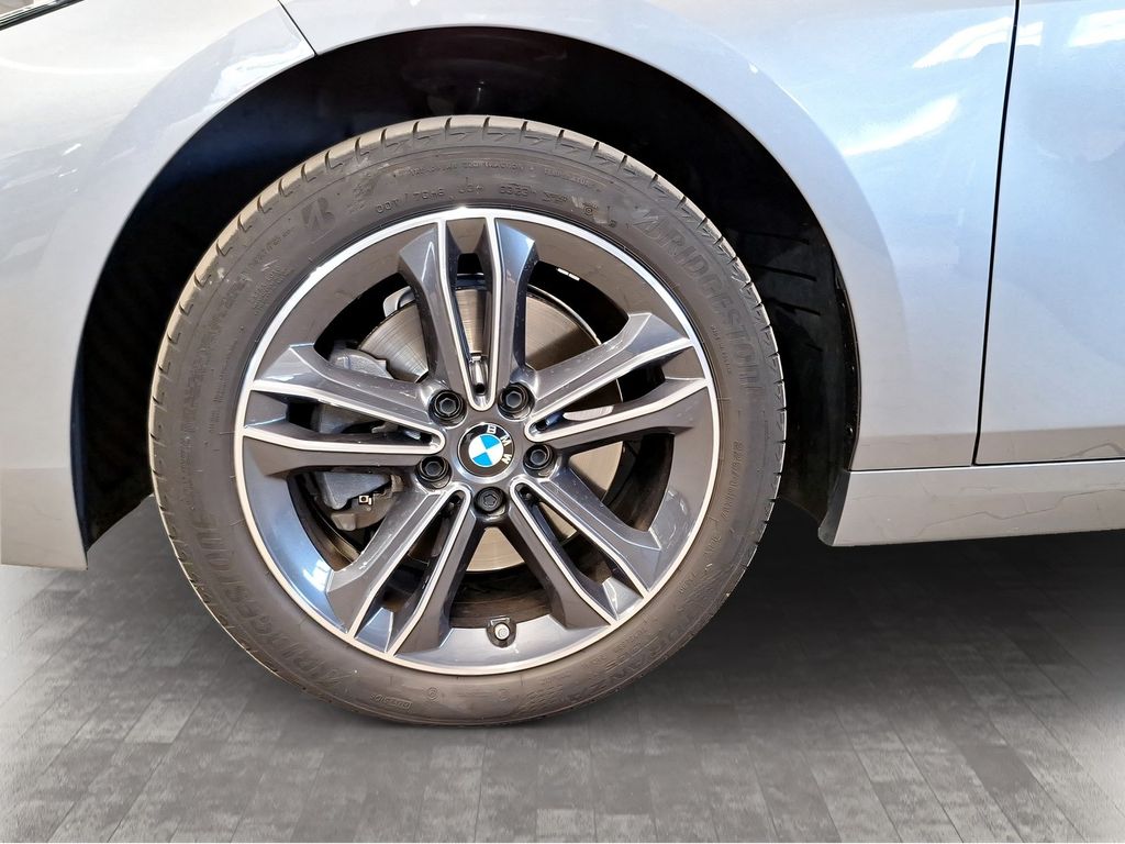 BMW 118 2023 г. Серый, пробег 30035 км