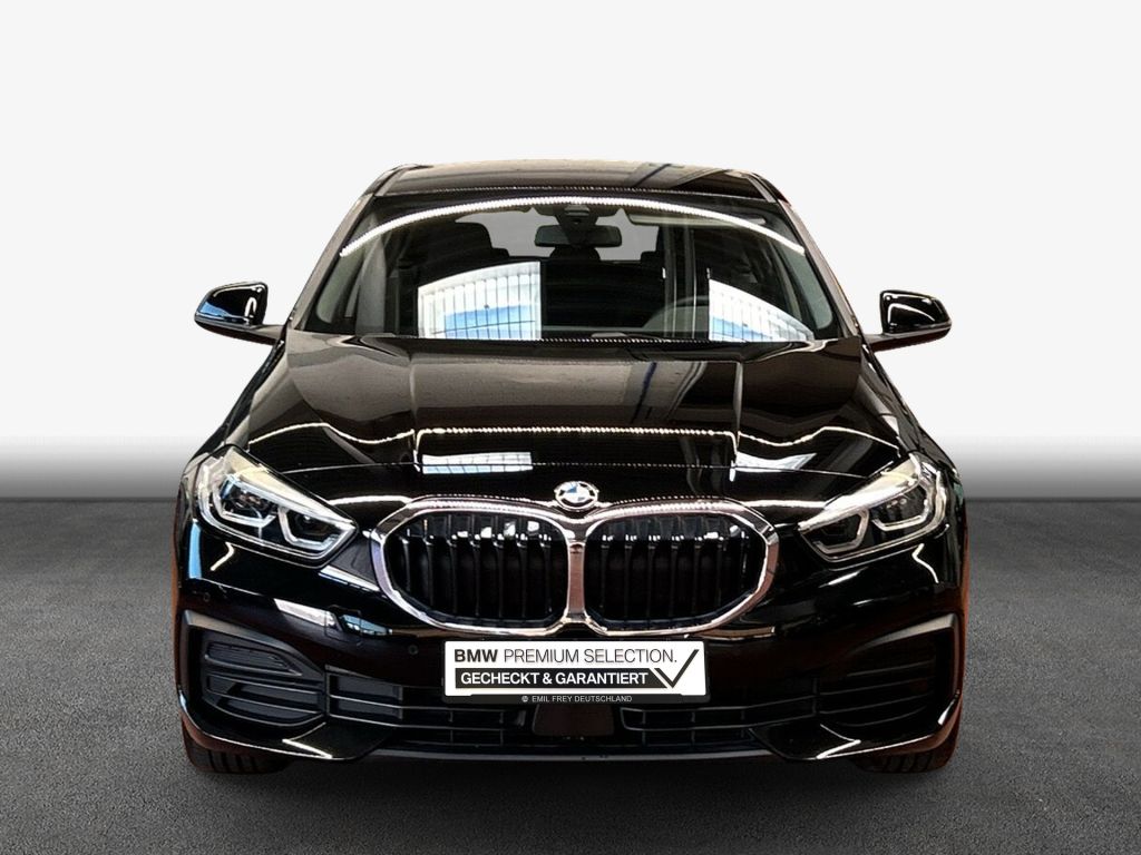 BMW 118 2023 г. Чёрный, пробег 57019 км