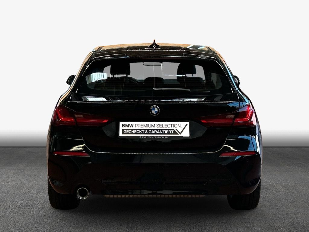 BMW 118 2023 г. Чёрный, пробег 57019 км