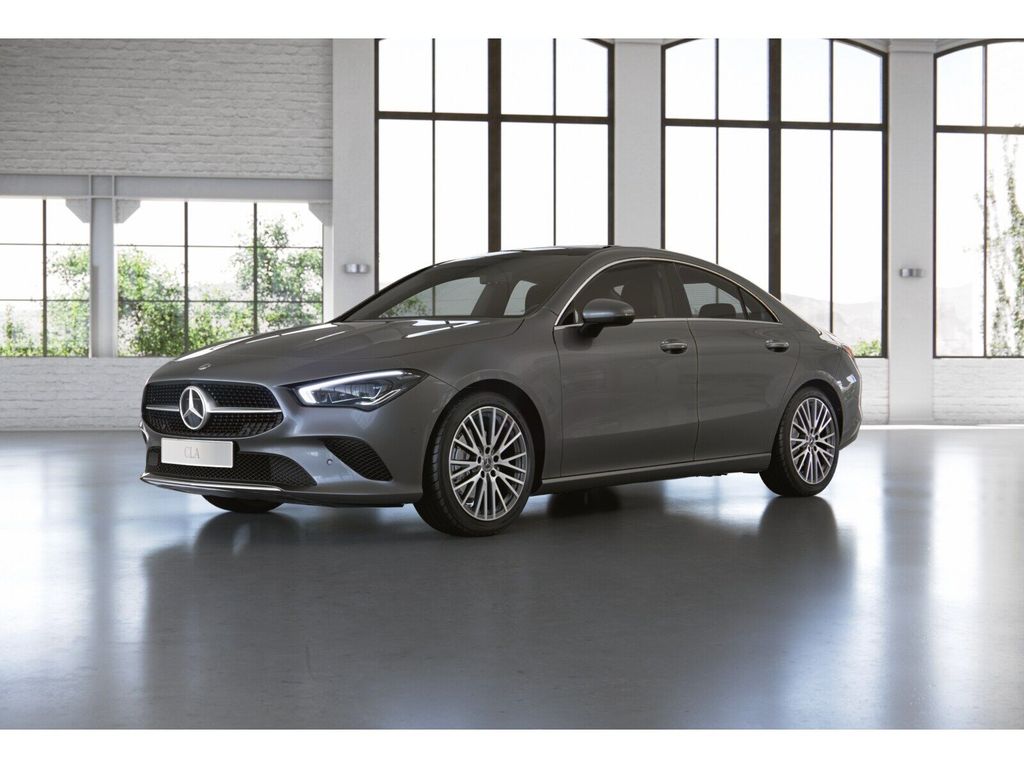 Mercedes-Benz CLA 200 2023 г. Серый, пробег 30931 км