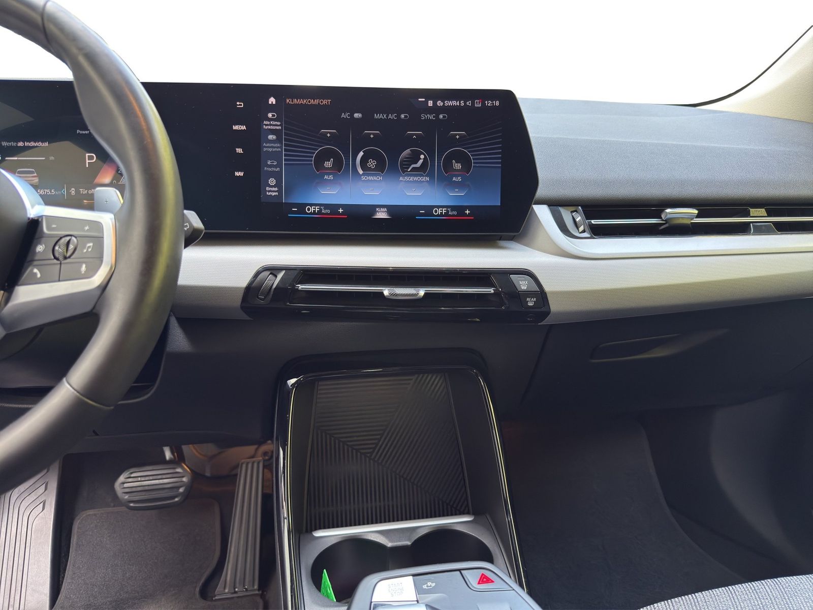 BMW 218 ACTIVE TOURER 2023 г. Белый, пробег 56780 км