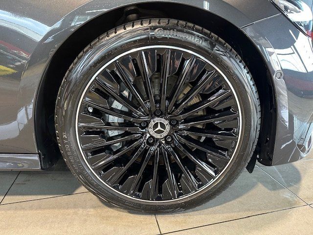 Mercedes-Benz E 220 2025 г. Серый, пробег 16556 км
