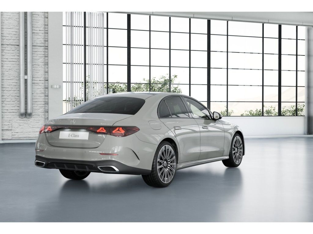 Mercedes-Benz E 220 2026 г. Серый, пробег 11673 км