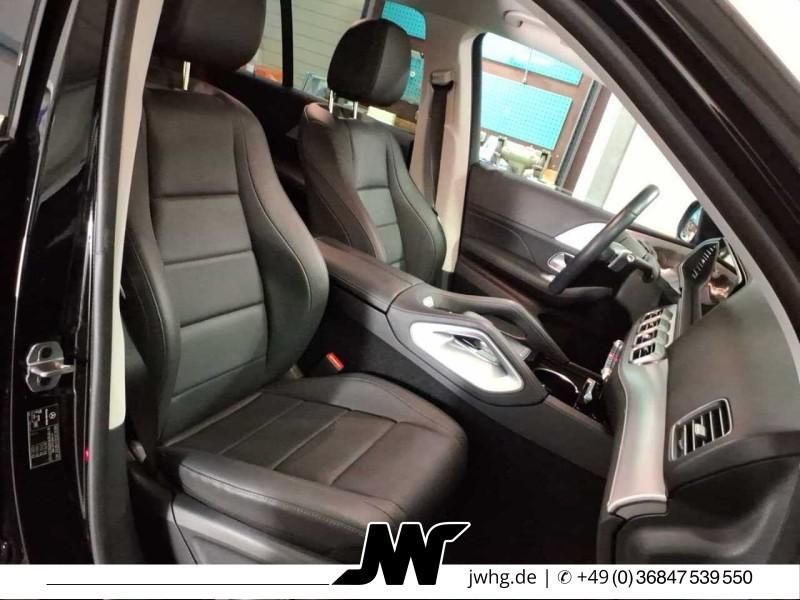 Mercedes-Benz GLE 300 2024 г. Чёрный, пробег 37940 км