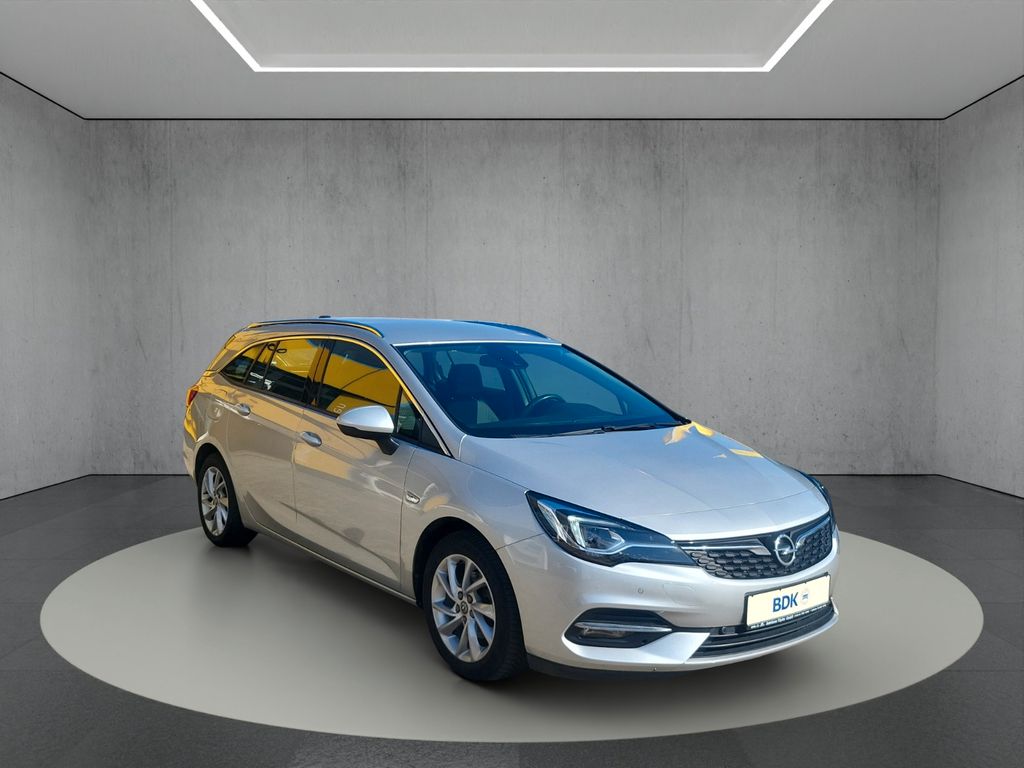 Opel Astra 2021 г. Серебристый, пробег 56000 км