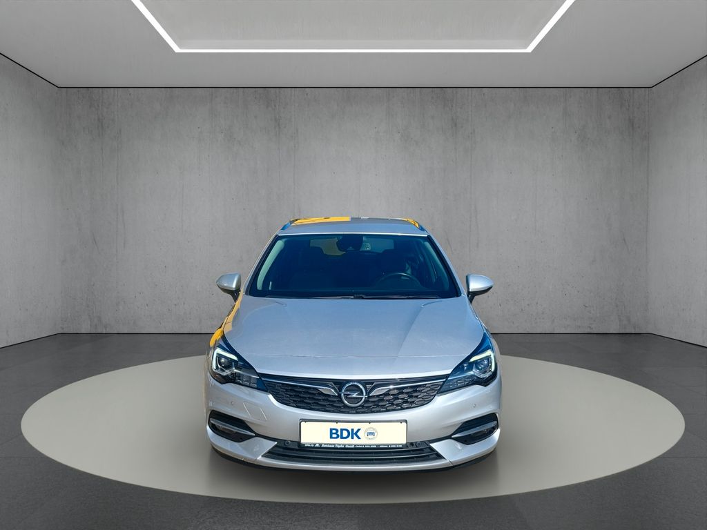 Opel Astra 2021 г. Серебристый, пробег 56000 км