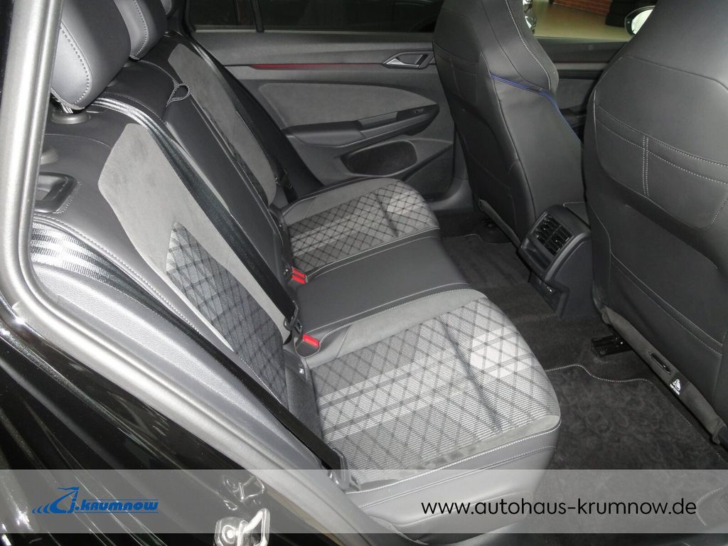 Volkswagen Golf 2025 г. Чёрный, пробег 45980 км