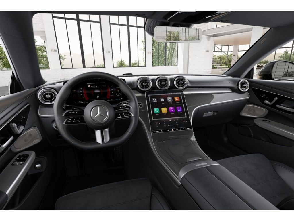 Mercedes-Benz CLE 220 2025 г. Белый, пробег 9302 км