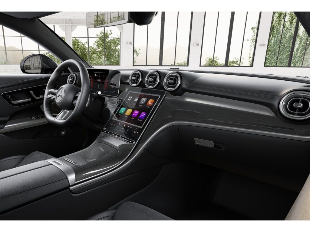 Mercedes-Benz CLE 220 2025 г. Белый, пробег 9302 км