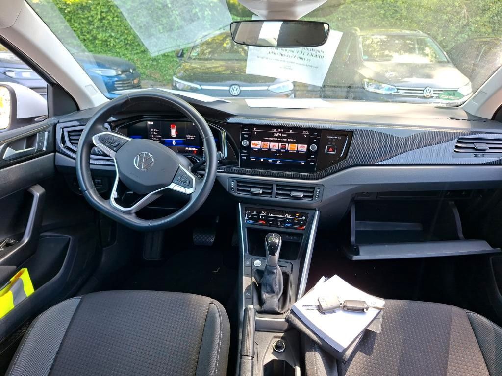 Volkswagen Taigo 2022 г. Белый, пробег 41905 км