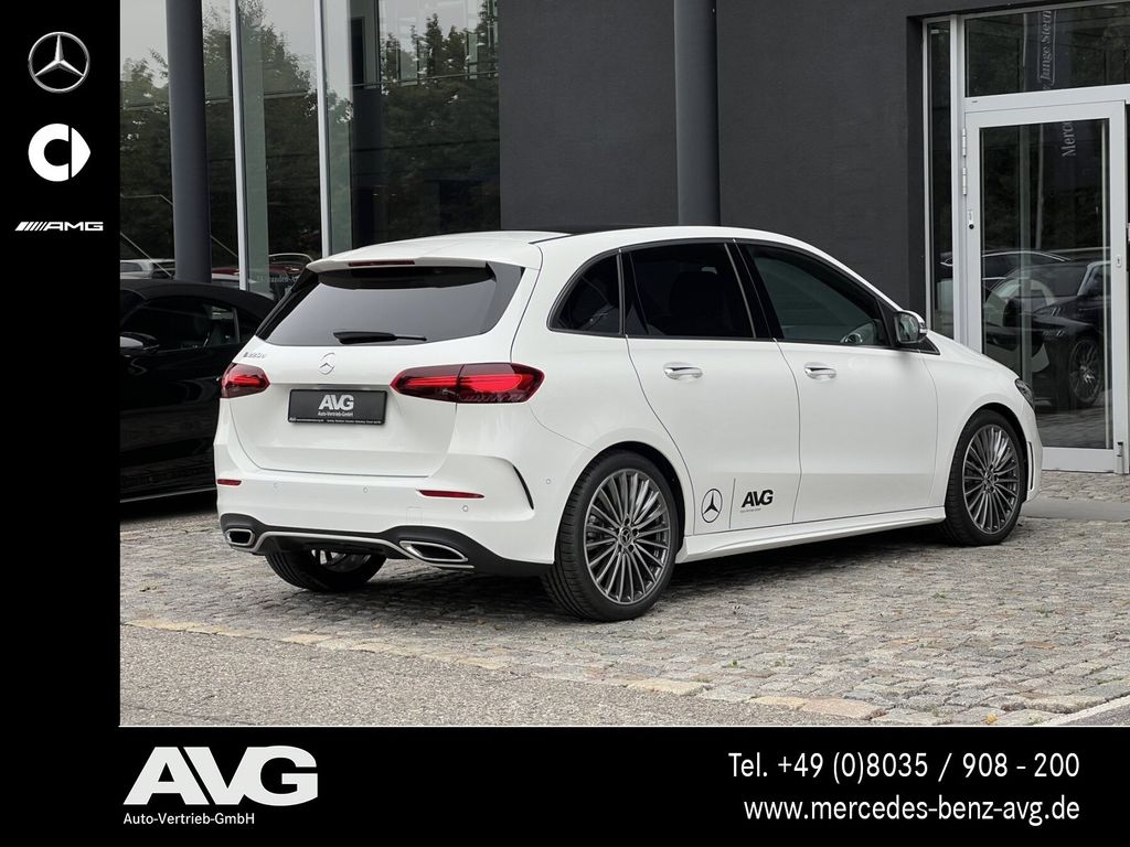 Mercedes-Benz B 220 2026 г. Белый, пробег 8000 км