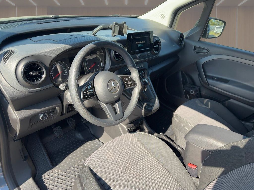 Mercedes-Benz Citan 2022 г. Серый, пробег 34159 км