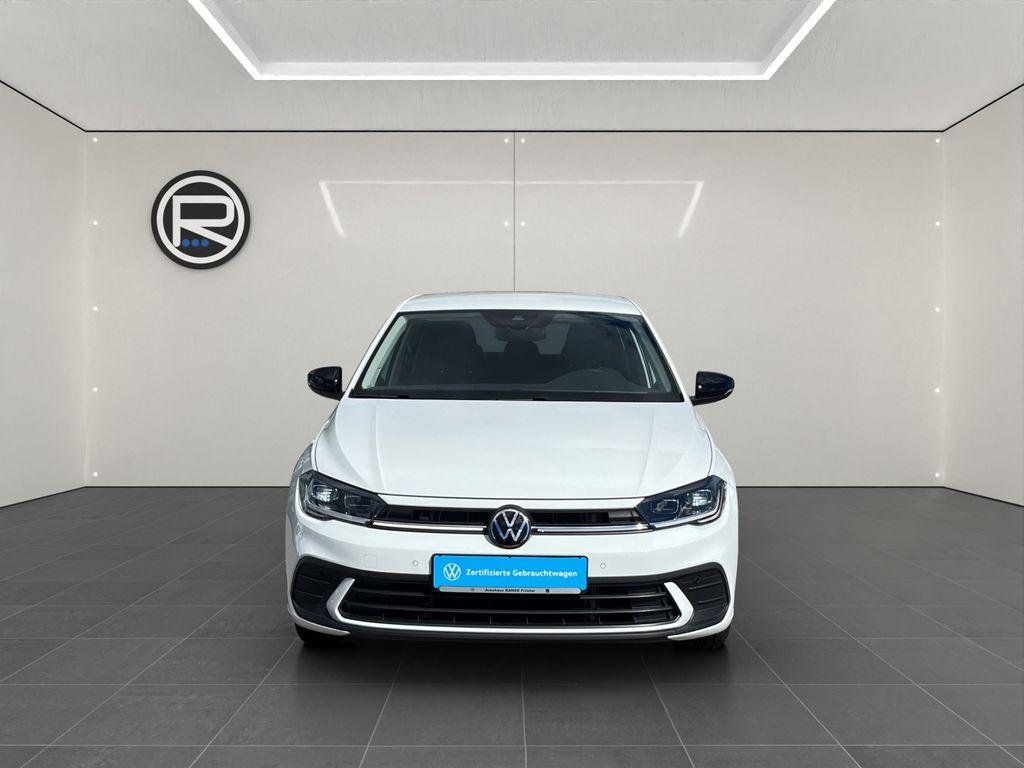 Volkswagen Polo 2023 г. Белый, пробег 29069 км