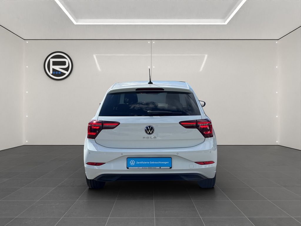Volkswagen Polo 2023 г. Белый, пробег 29069 км