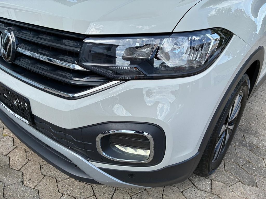 Volkswagen T-Cross 2023 г. Серый, пробег 52500 км