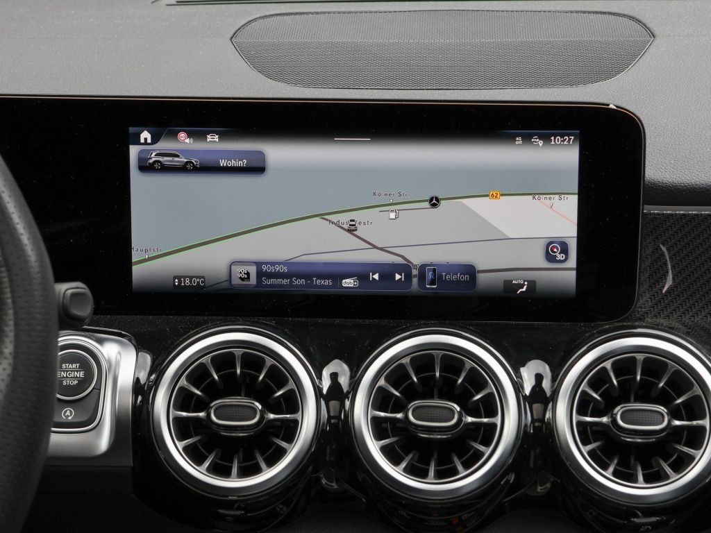 Mercedes-Benz GLB 250 2026 г. Чёрный, пробег 16402 км
