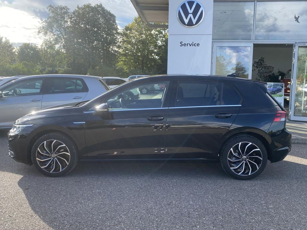 Volkswagen Golf 2024 г. Чёрный, пробег 34847 км