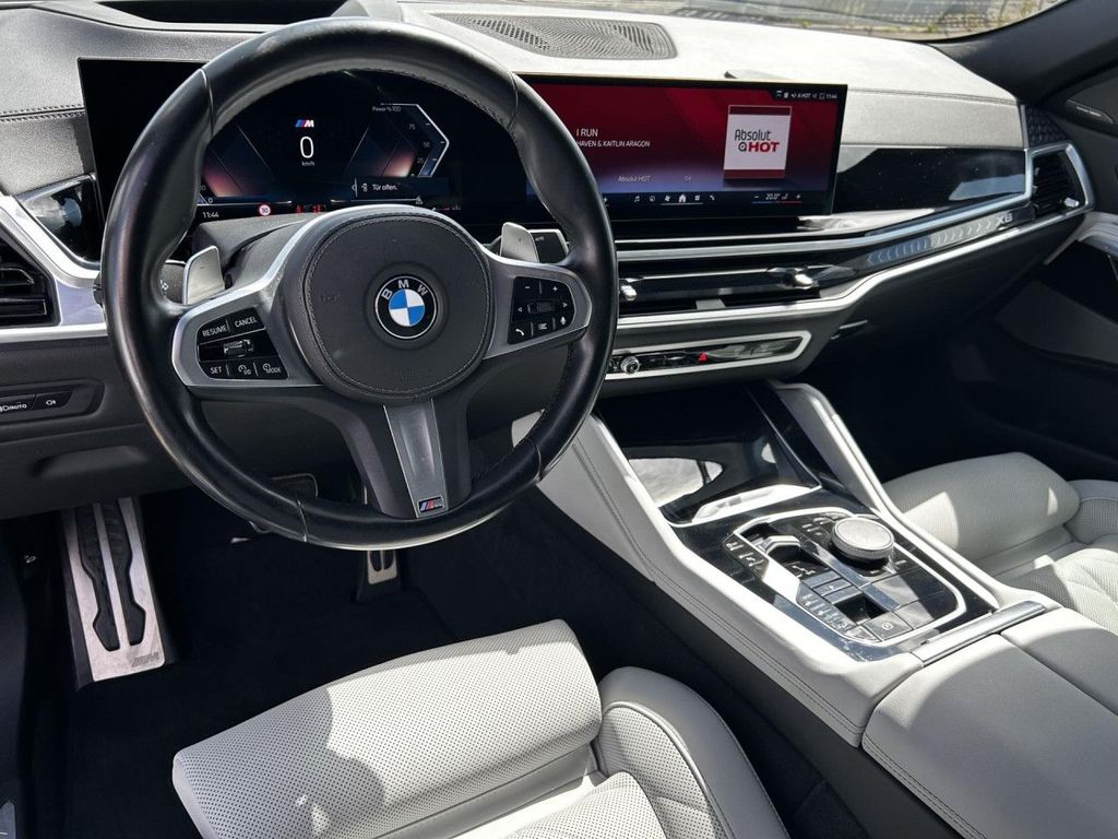 BMW X6 2023 г. Серый, пробег 53779 км