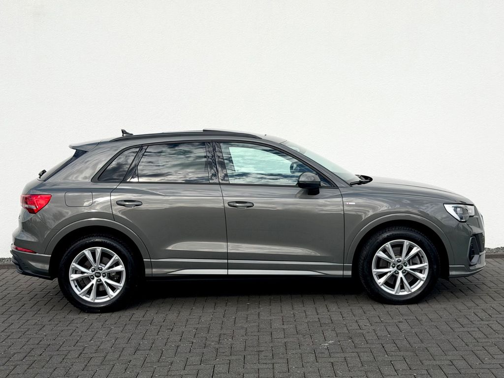 Audi Q3 2025 г. Чёрный, пробег 35000 км