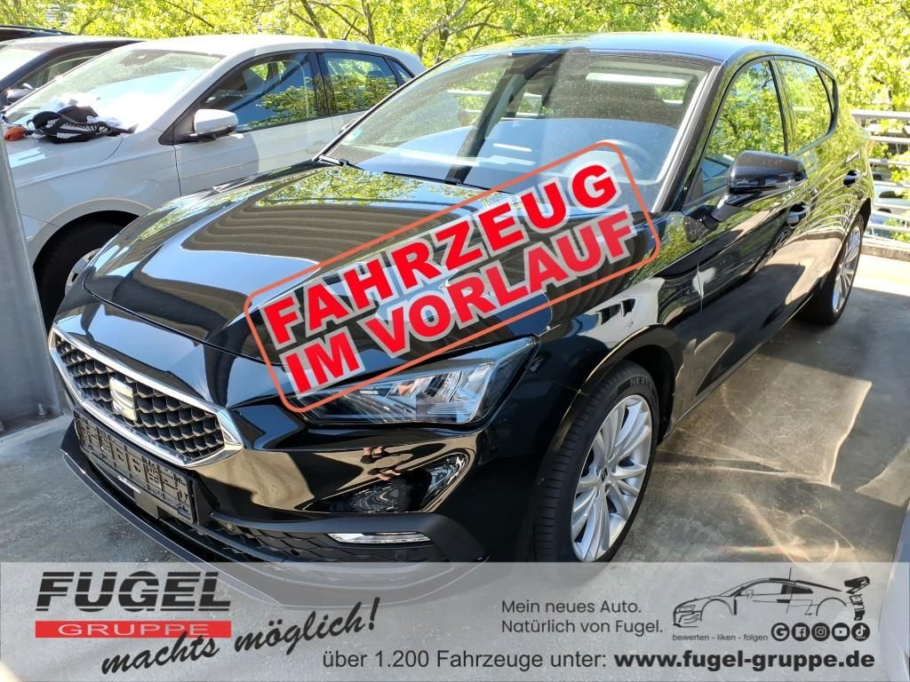 SEAT Leon 2023 г. Чёрный, пробег 44895 км