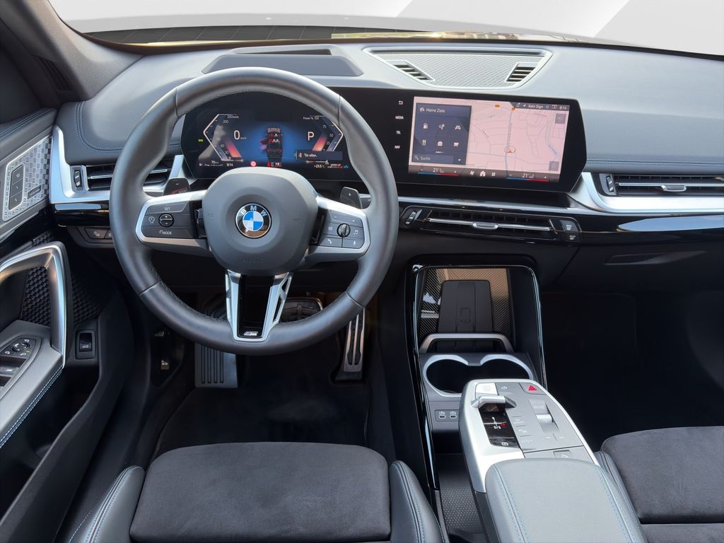 BMW X1 2025 г. Чёрный, пробег 29580 км