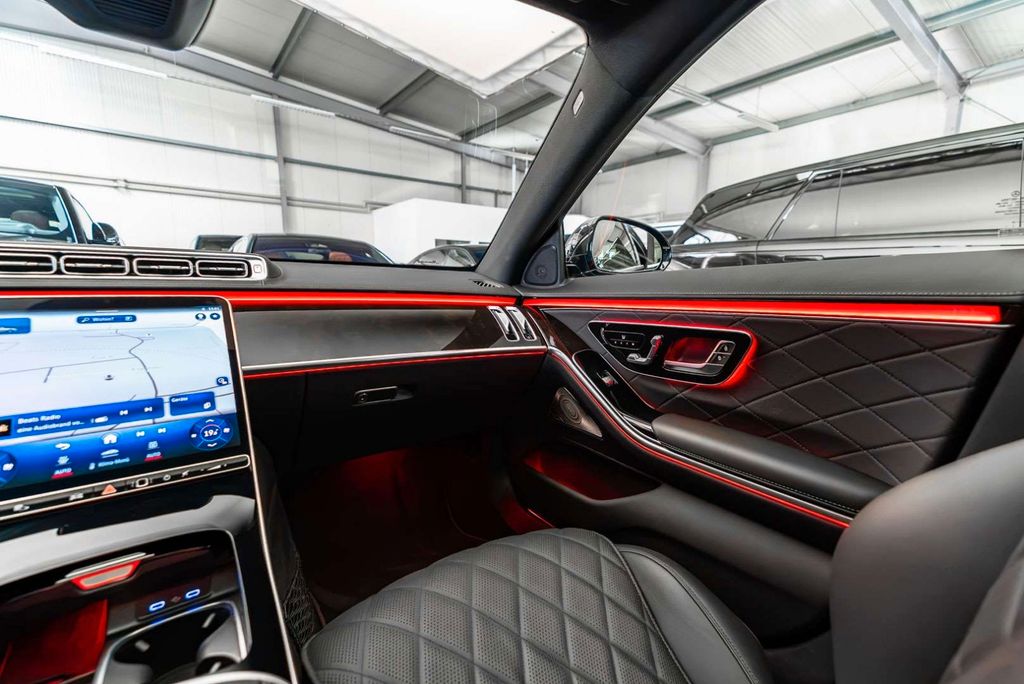 Mercedes-Benz S 350 2025 г. Чёрный, пробег 26388 км