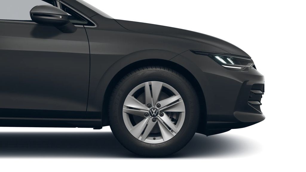 Volkswagen Golf 2025 г. Серый, пробег 40000 км