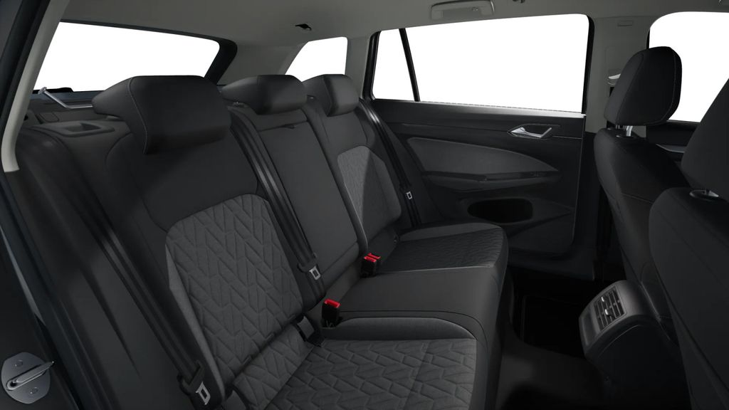Volkswagen Golf 2025 г. Серый, пробег 40000 км