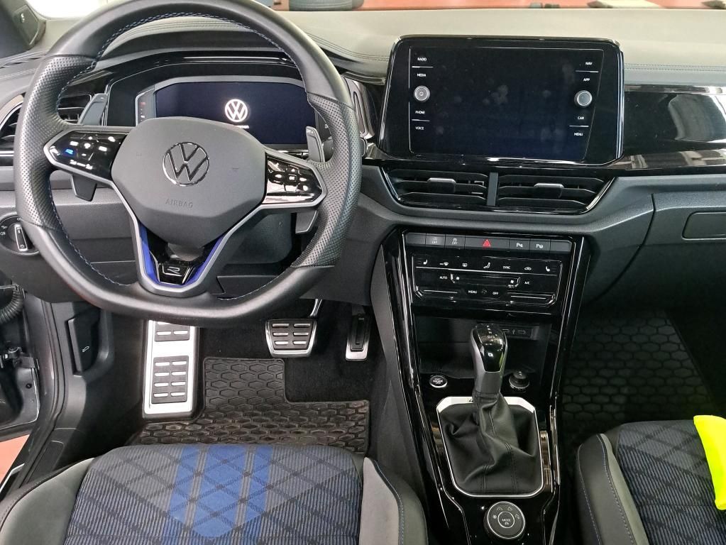Volkswagen T-Roc 2022 г. Серый, пробег 26256 км
