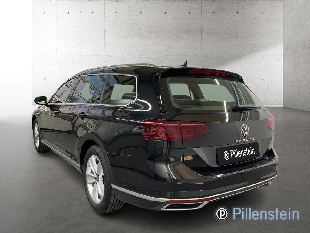 Volkswagen PASSAT VARIANT 2022 г. Чёрный, пробег 45600 км