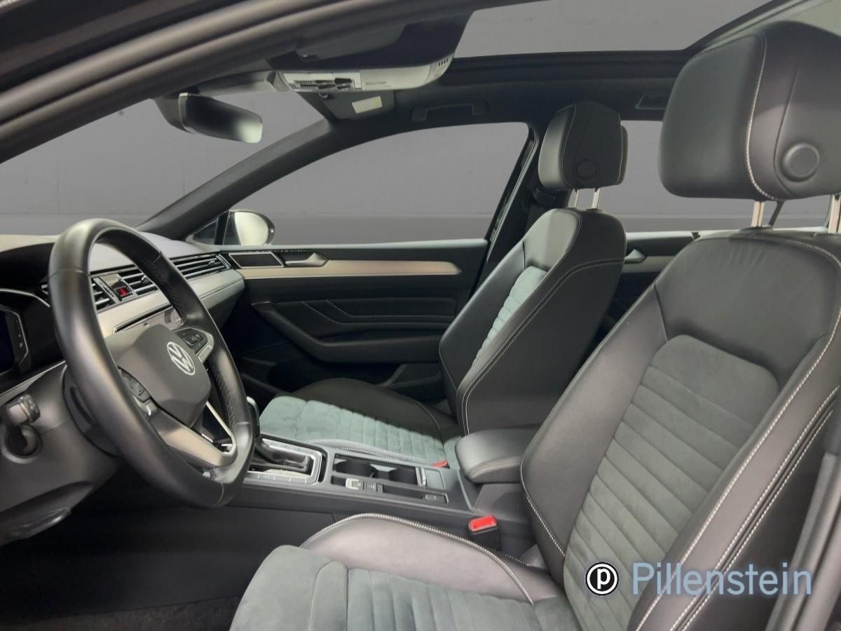 Volkswagen PASSAT VARIANT 2022 г. Чёрный, пробег 45600 км