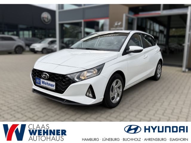 Hyundai i20 2022 г. Белый, пробег 49407 км