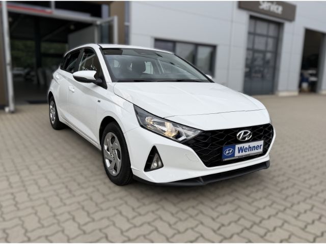 Hyundai i20 2022 г. Белый, пробег 49407 км