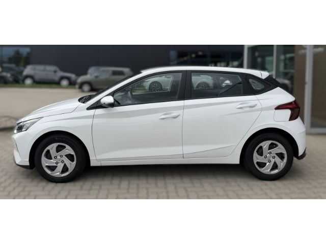 Hyundai i20 2022 г. Белый, пробег 49407 км