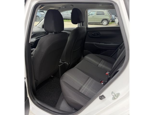 Hyundai i20 2022 г. Белый, пробег 49407 км