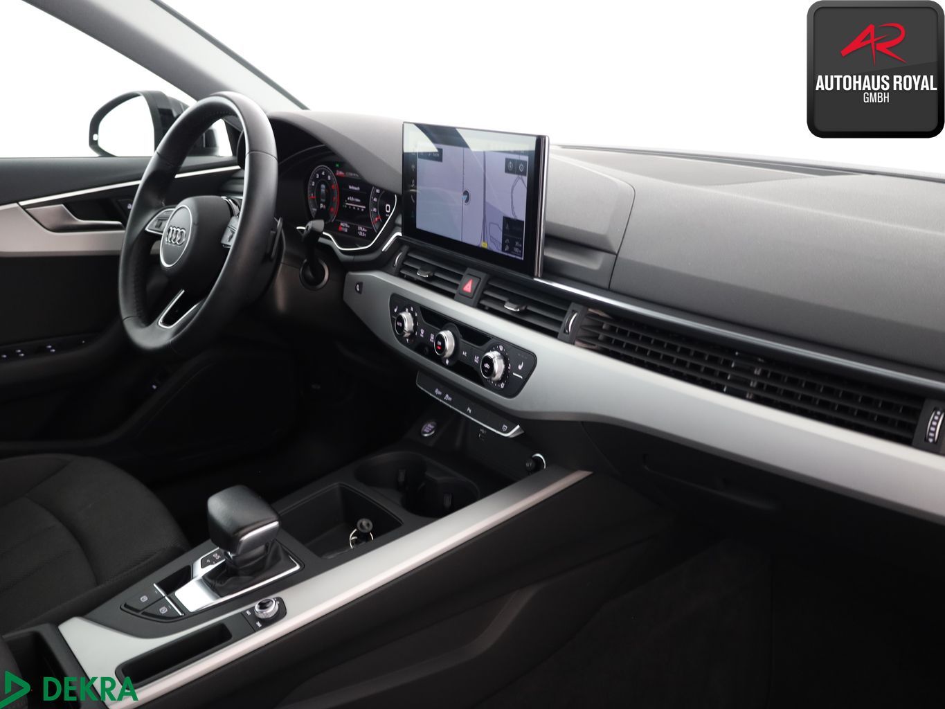 Audi A4 2023 г. Чёрный, пробег 44269 км