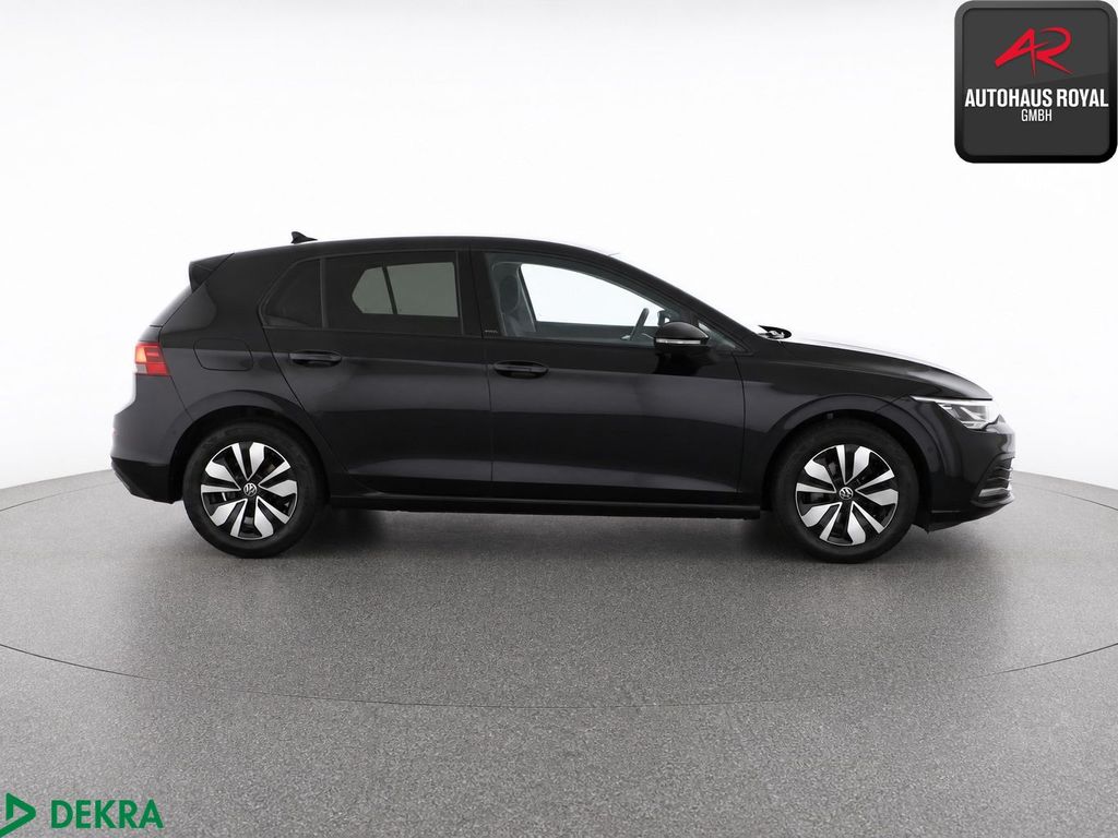 Volkswagen Golf 2024 г. Чёрный, пробег 31504 км