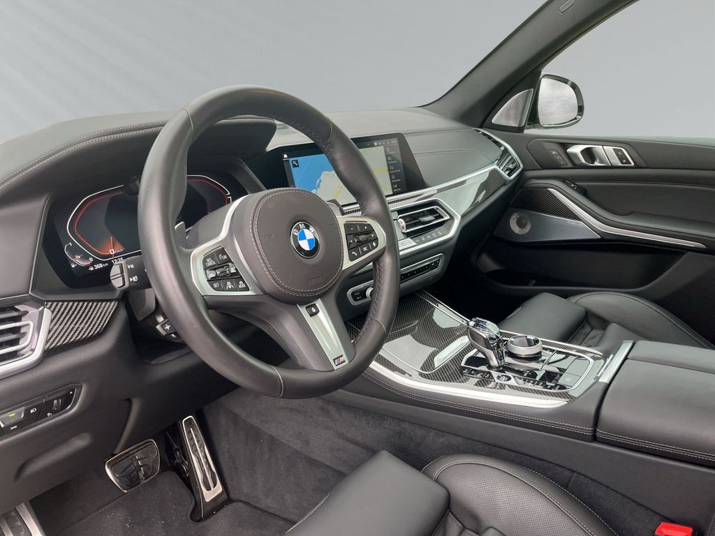 BMW X5 M50 2023 г. Белый, пробег 37700 км
