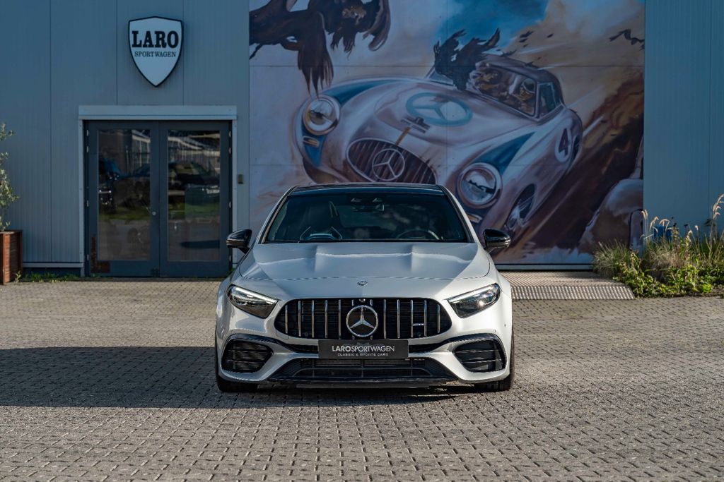 Mercedes-Benz A 45 AMG 2023 г. Серебристый, пробег 22046 км