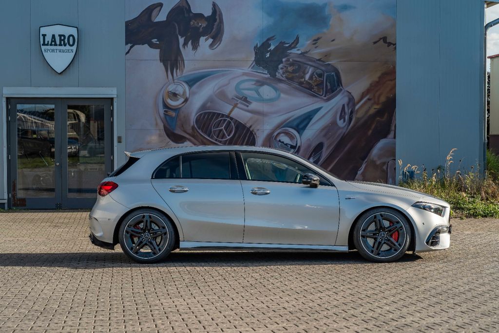 Mercedes-Benz A 45 AMG 2023 г. Серебристый, пробег 22046 км
