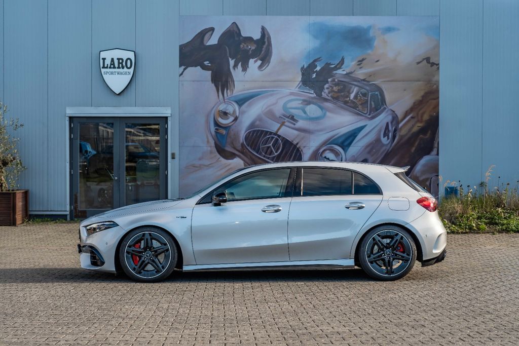 Mercedes-Benz A 45 AMG 2023 г. Серебристый, пробег 22046 км